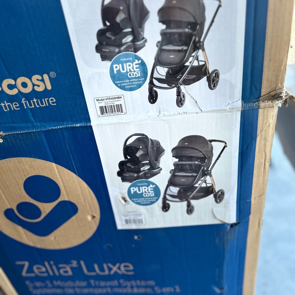 Maxi-Cosi Zelia Luxe Stroller in Dark Ember. Special Color!!